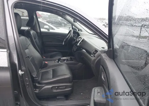 2017 Honda Pilot Touring из США, поврежденный, VIN 5FNYF6H91HB066819